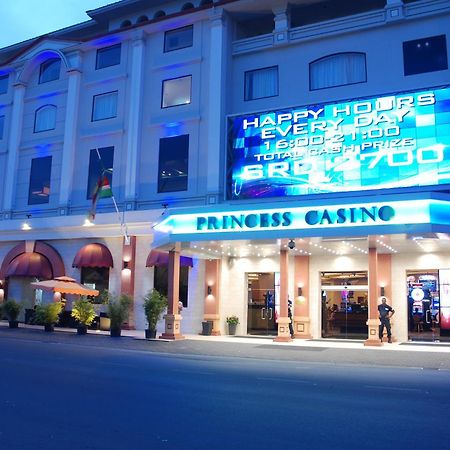 Ramada By Wyndham Princess Paramaribo Dış mekan fotoğraf